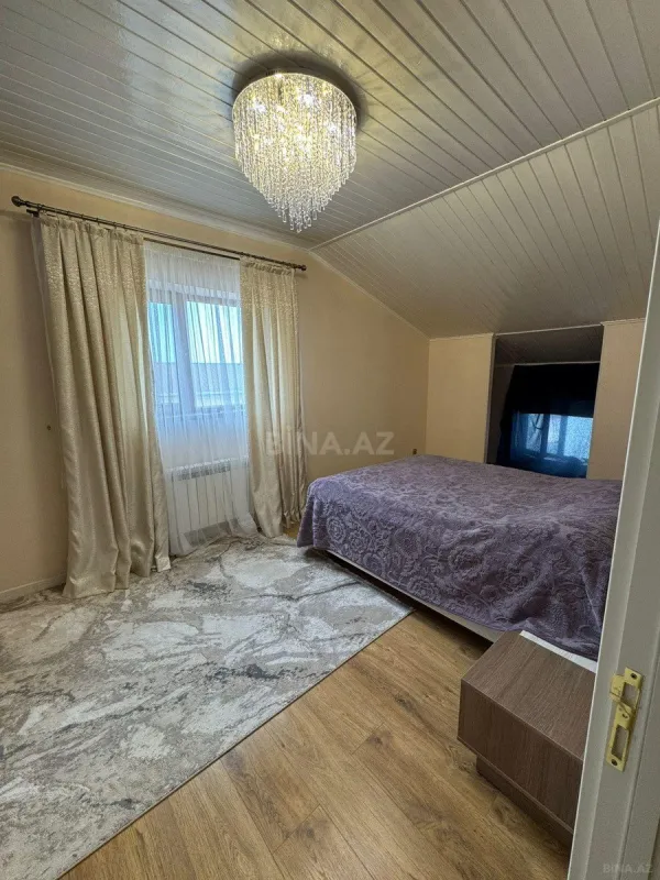 Satılır 6 otaqlı həyət evi 180 m²