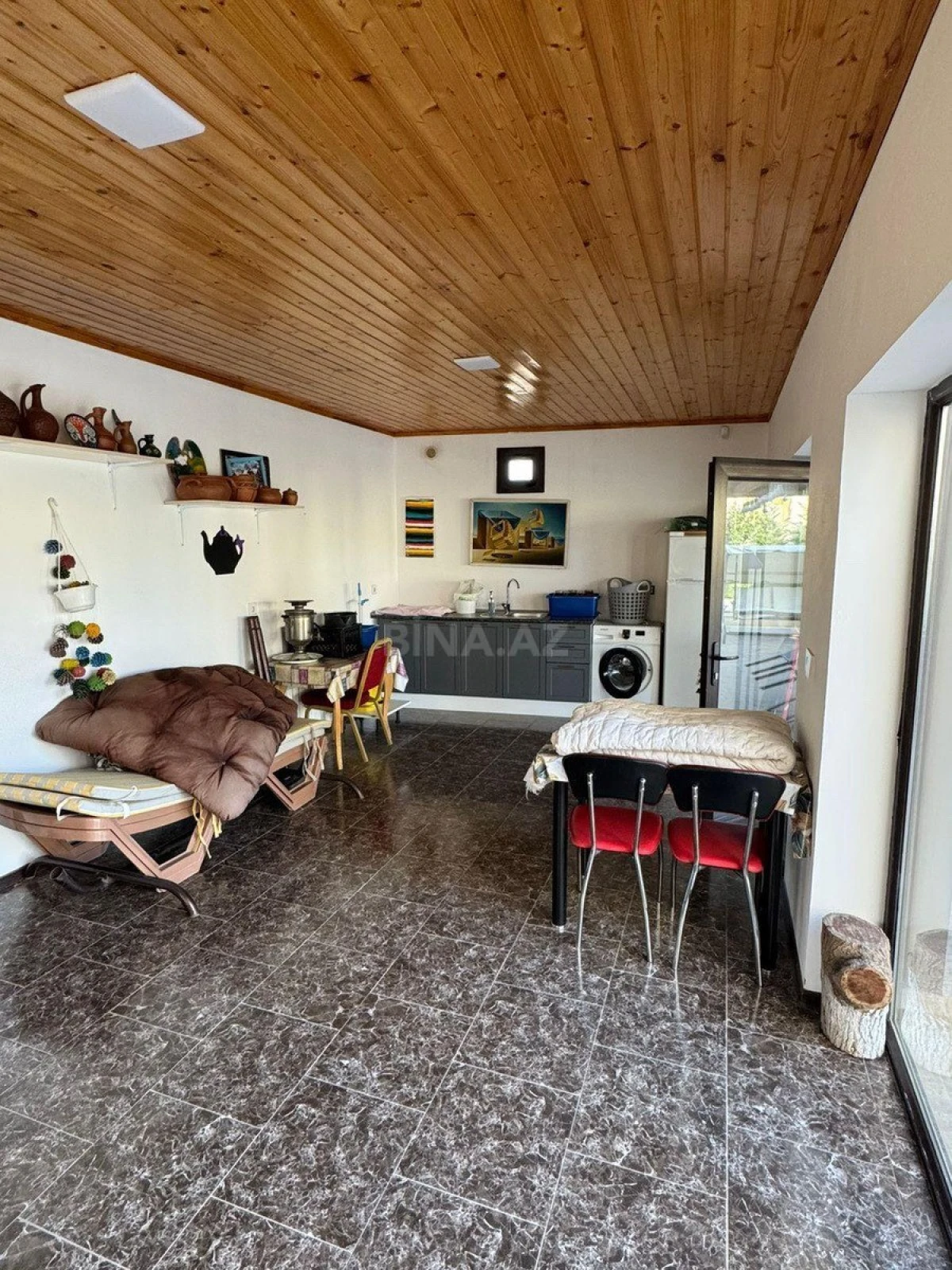 Satılır 6 otaqlı həyət evi 180 m²