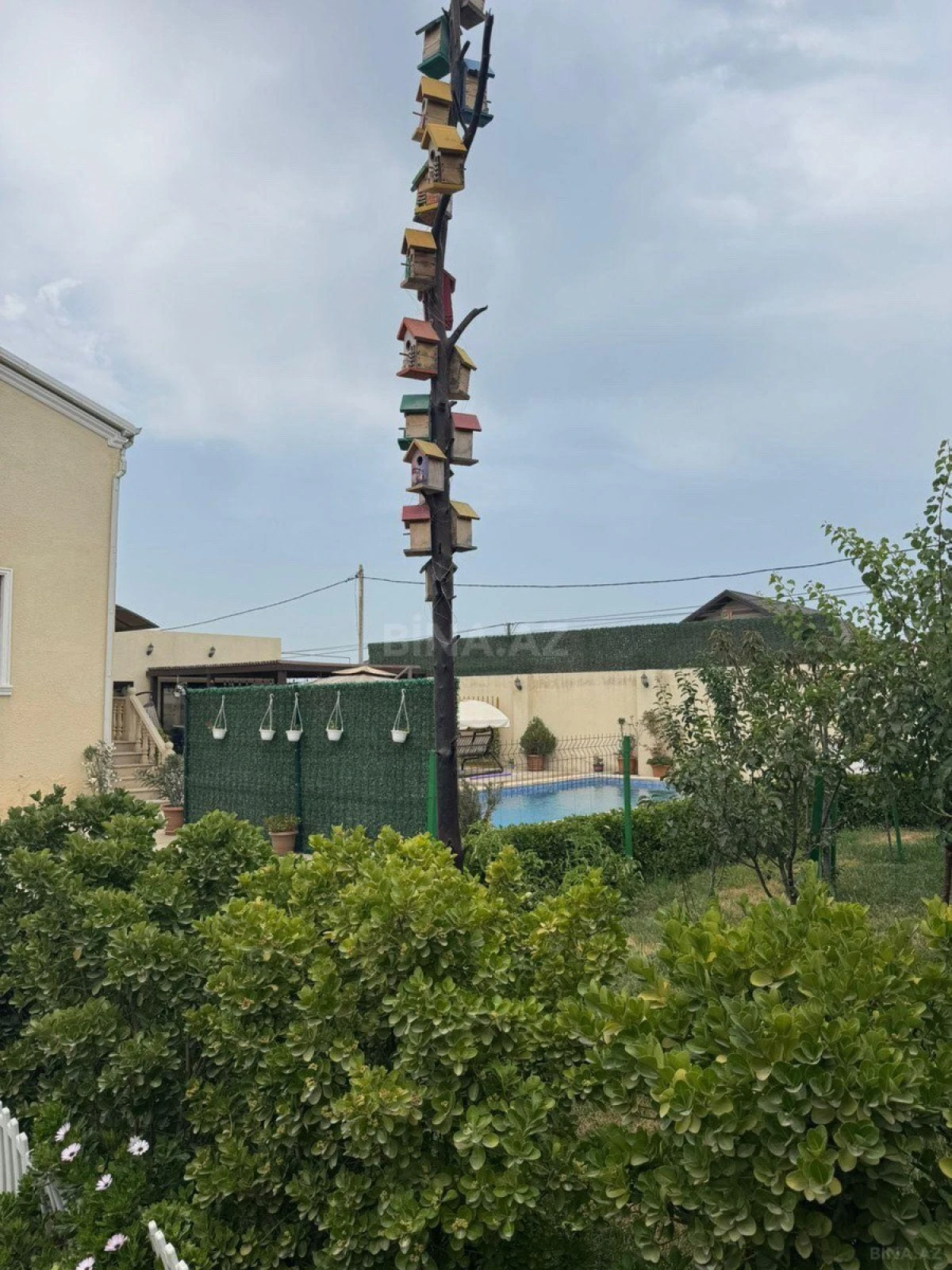 Satılır 6 otaqlı həyət evi 180 m²