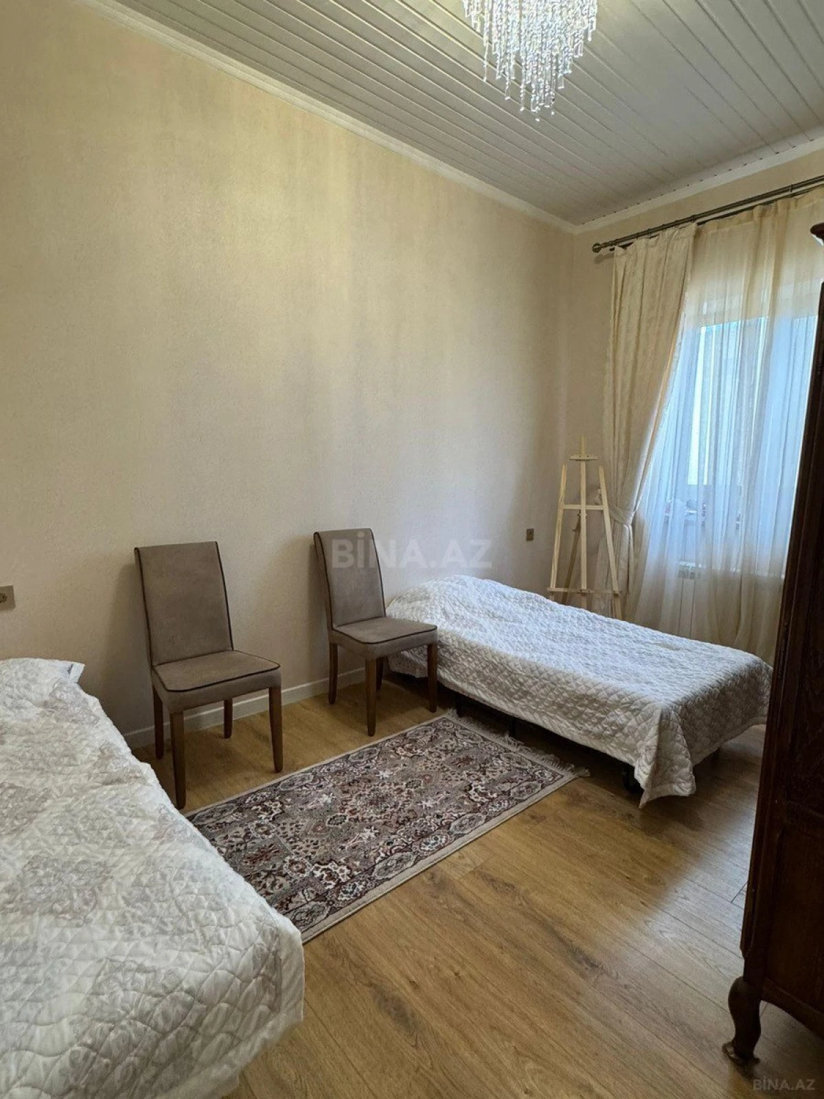 Satılır 6 otaqlı həyət evi 180 m²