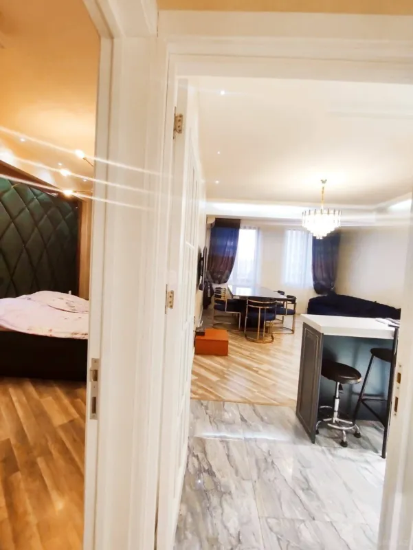 Kirayə verilir 2 otaqlı mənzil 72 m²