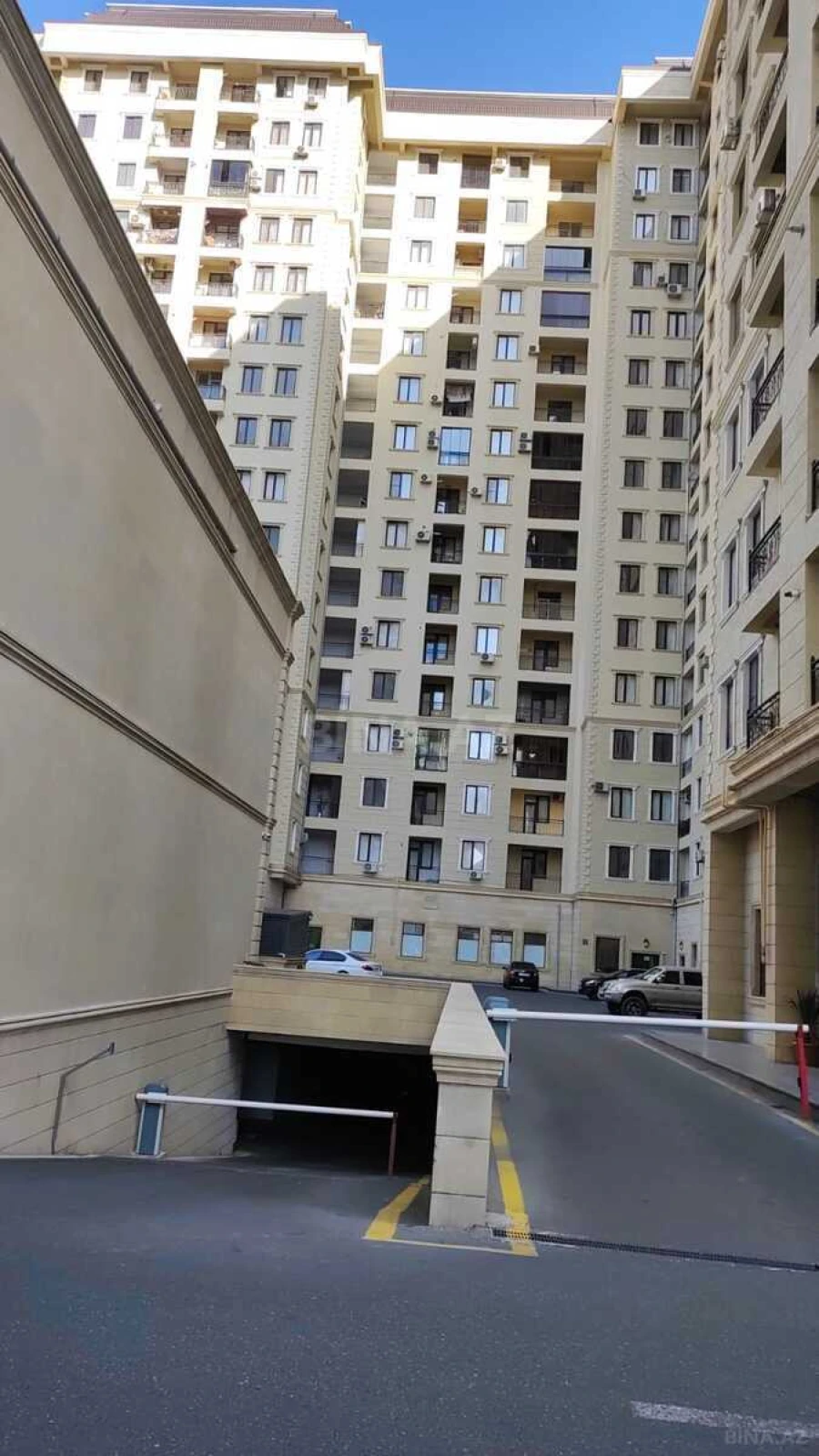 Kirayə verilir 2 otaqlı mənzil 72 m²