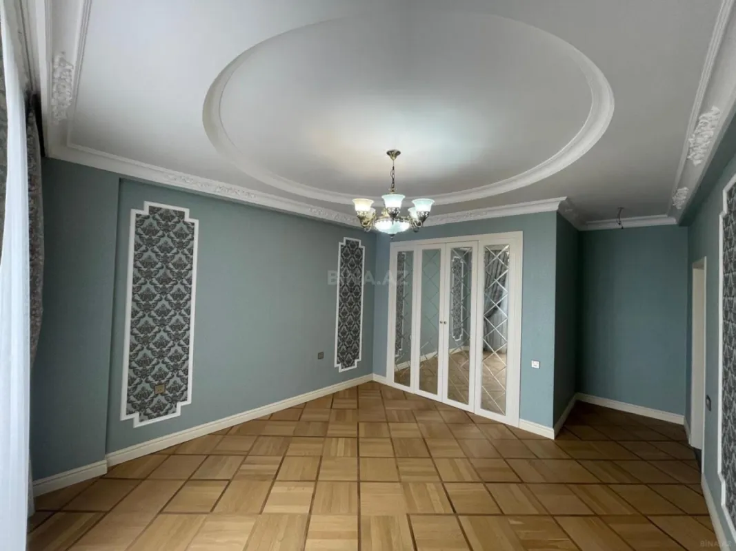 Kirayə verilir 3 otaqlı mənzil 140 m²