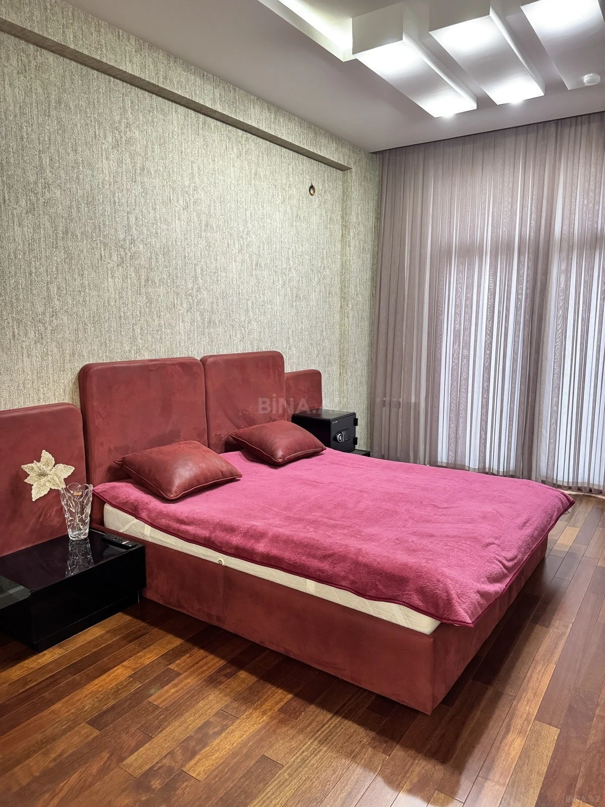 Kirayə verilir 2 otaqlı mənzil 100 m²