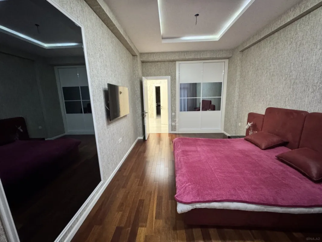 Kirayə verilir 2 otaqlı mənzil 100 m²