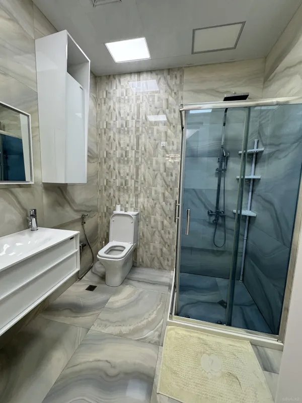 Kirayə verilir 2 otaqlı mənzil 100 m²