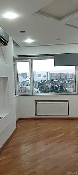 Satılır 3 otaqlı mənzil 130 m²