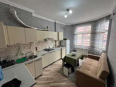 Kirayə verilir 1 otaqlı mənzil 60 m²