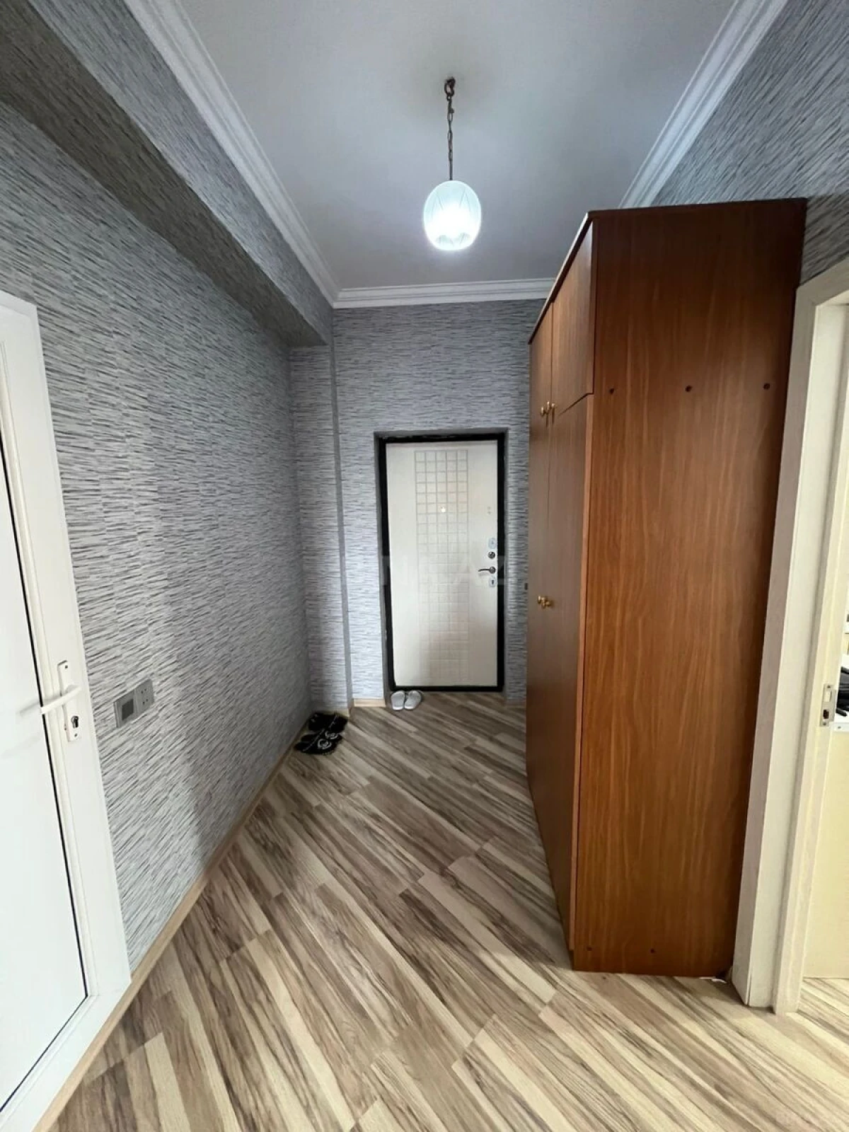 Kirayə verilir 1 otaqlı mənzil 60 m²