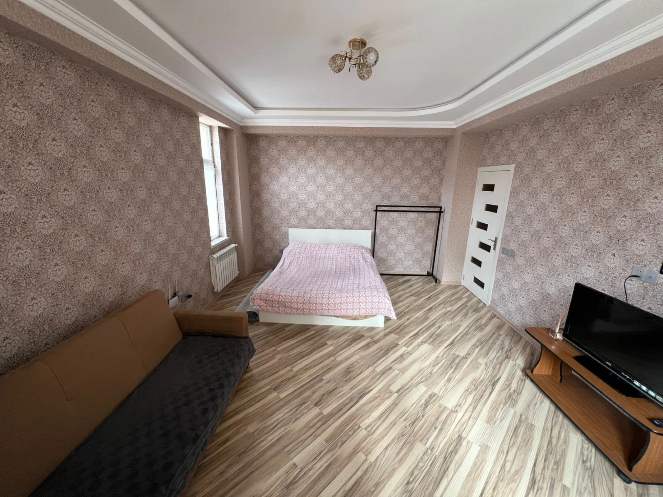 Kirayə verilir 1 otaqlı mənzil 60 m²