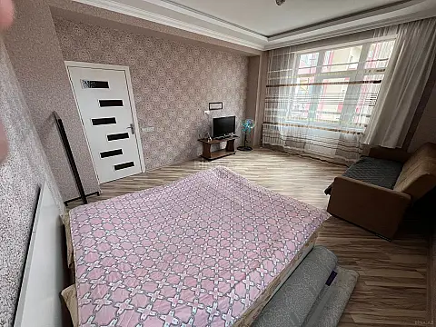Kirayə verilir 1 otaqlı mənzil 60 m²