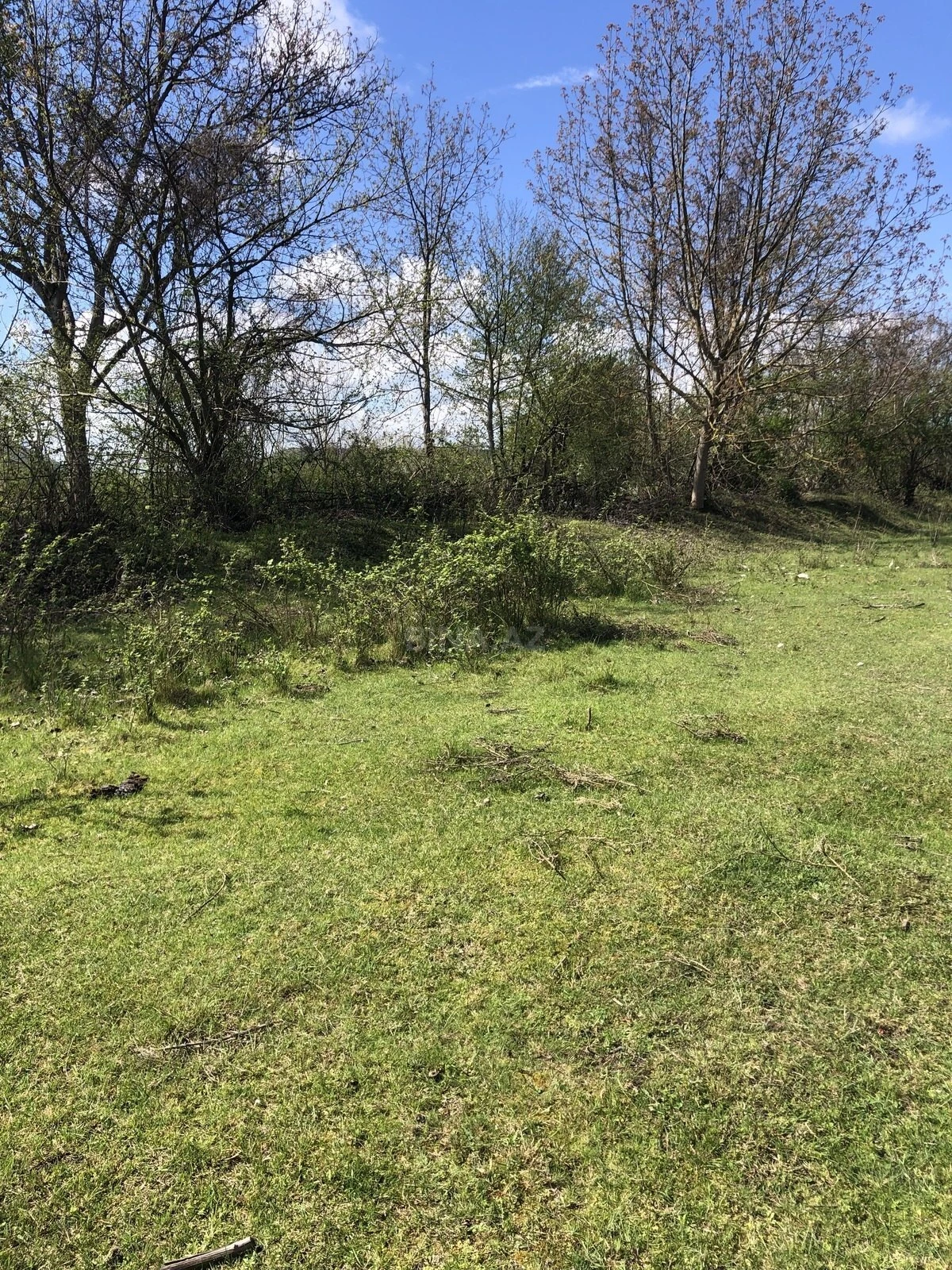 Satılır torpaq sahəsi 30 m²