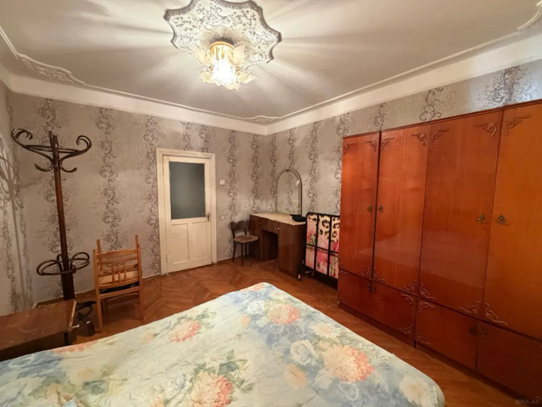 Satılır 2 otaqlı mənzil 60 m²