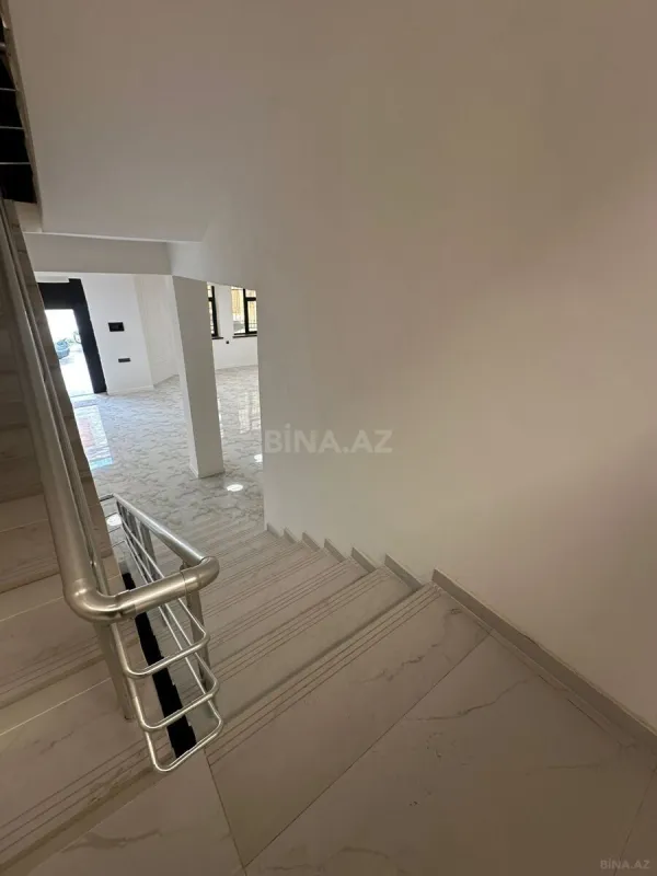 Kirayə verilir 15 otaqlı ofis 1010 m²