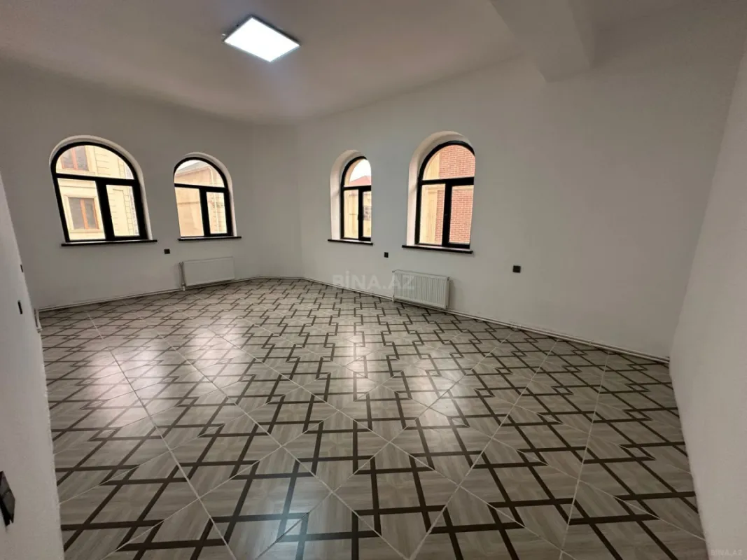 Kirayə verilir 15 otaqlı ofis 1010 m²