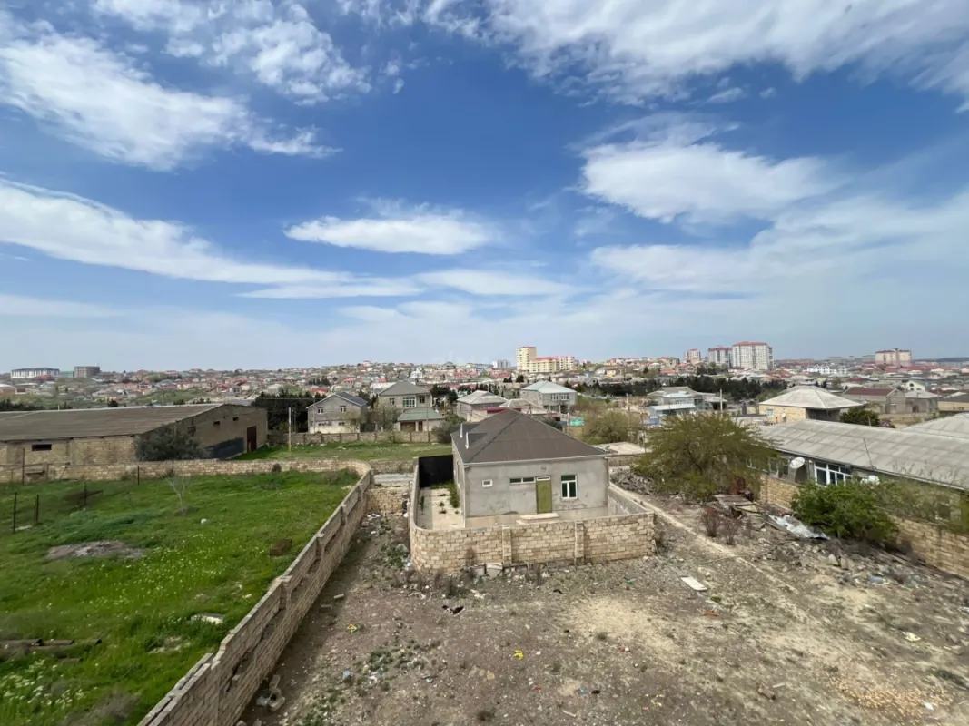 Satılır 6 otaqlı həyət evi 160 m²