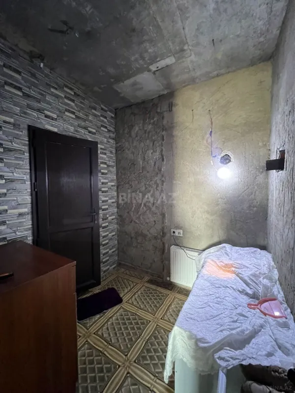 Satılır 6 otaqlı həyət evi 160 m²