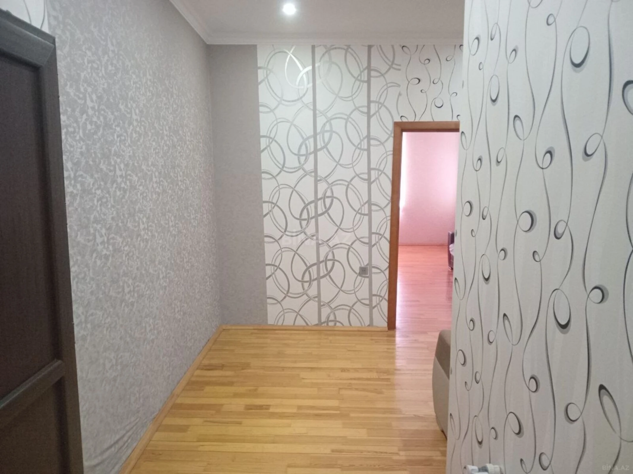 Satılır 3 otaqlı mənzil 88.8 m²
