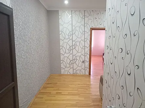 Satılır 3 otaqlı mənzil 88.8 m²