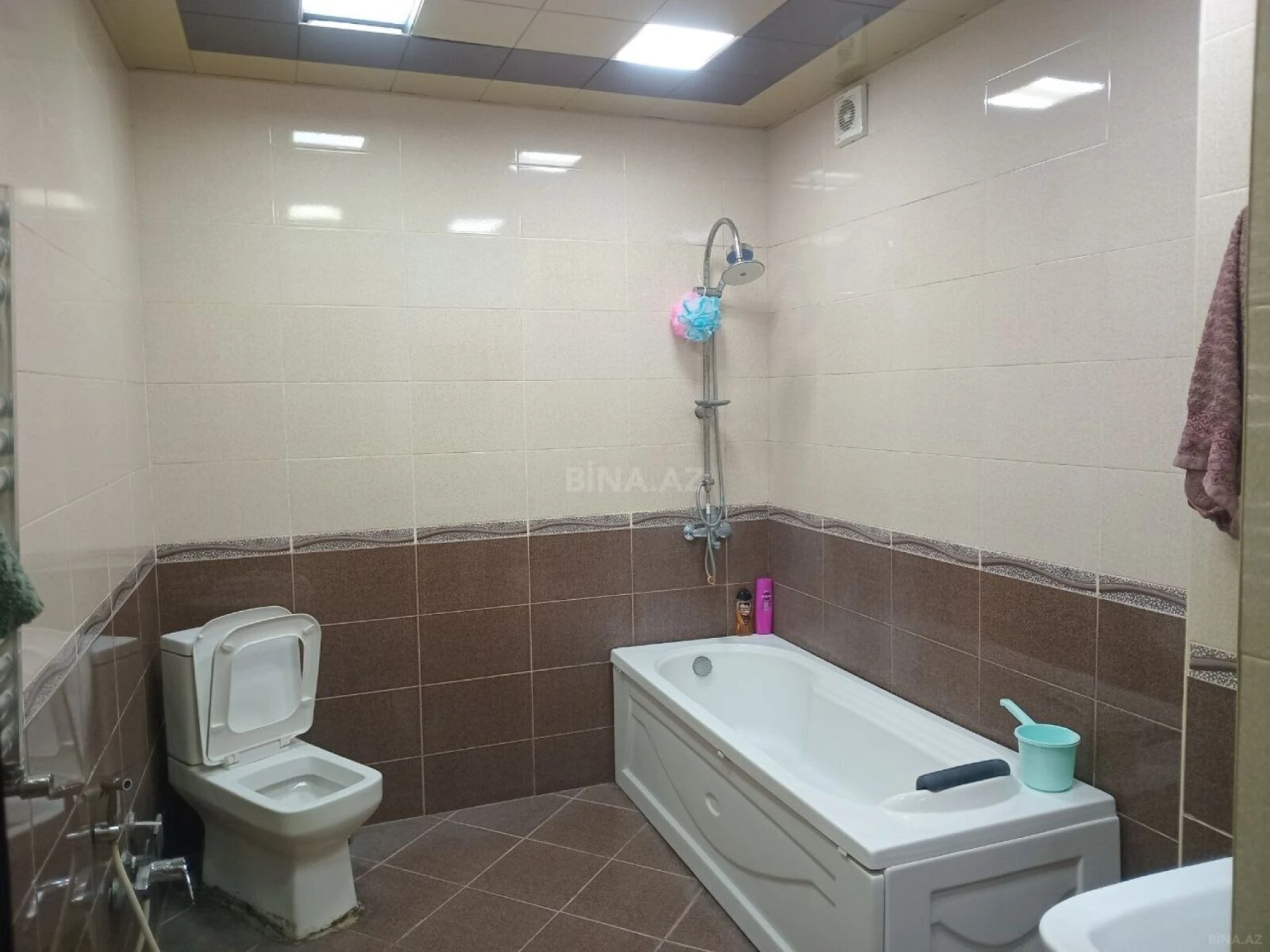 Satılır 3 otaqlı mənzil 88.8 m²