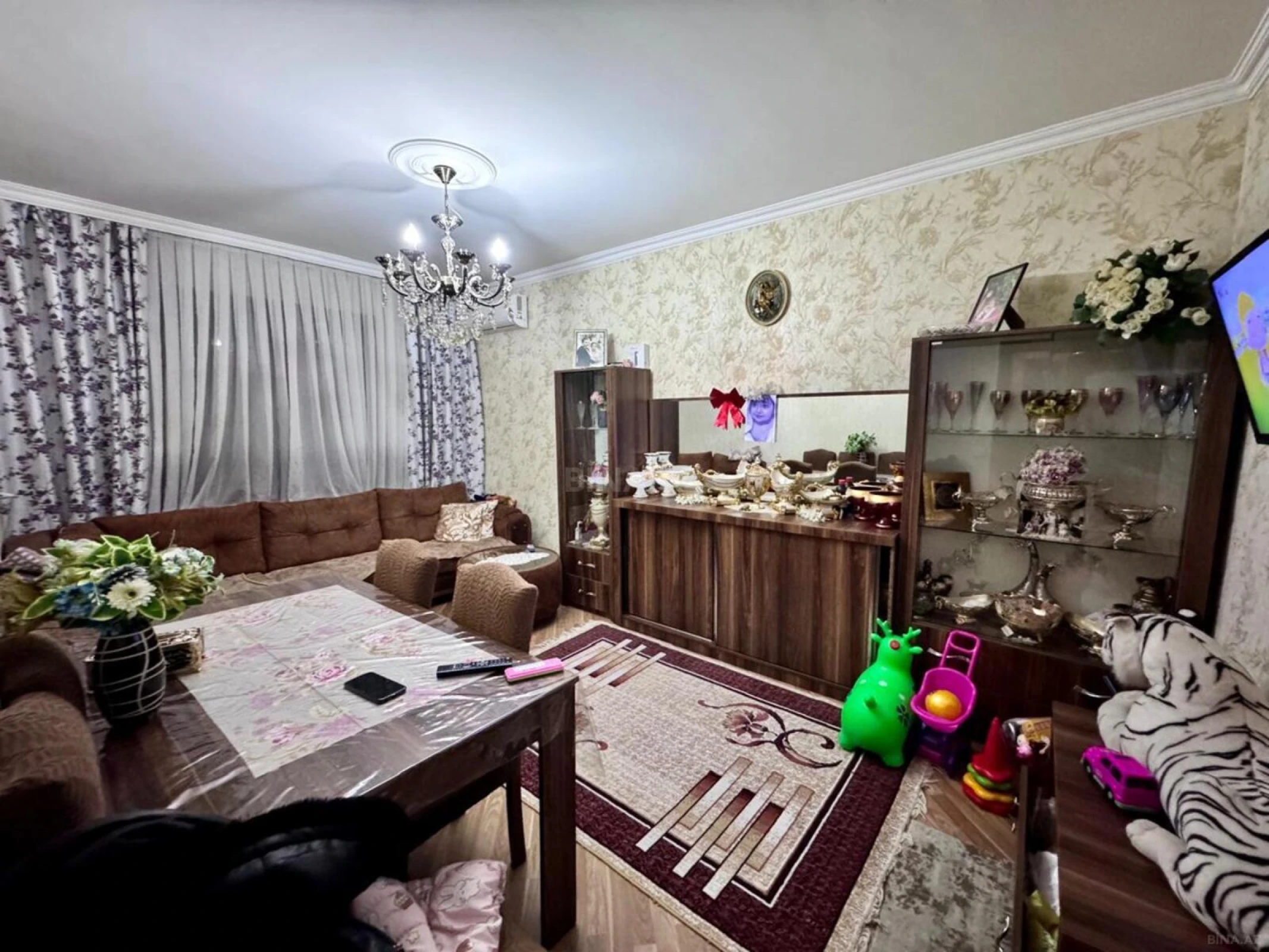 Satılır 2 otaqlı mənzil 52 m²