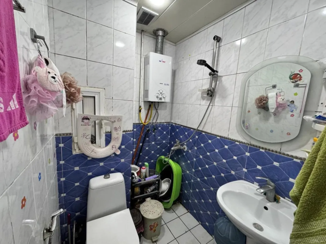 Satılır 2 otaqlı mənzil 52 m²