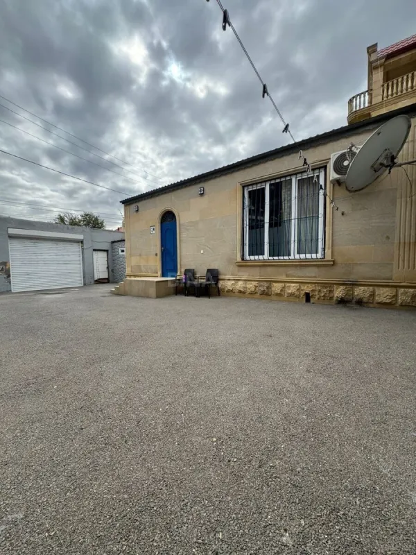 Satılır 2 otaqlı həyət evi 75 m²