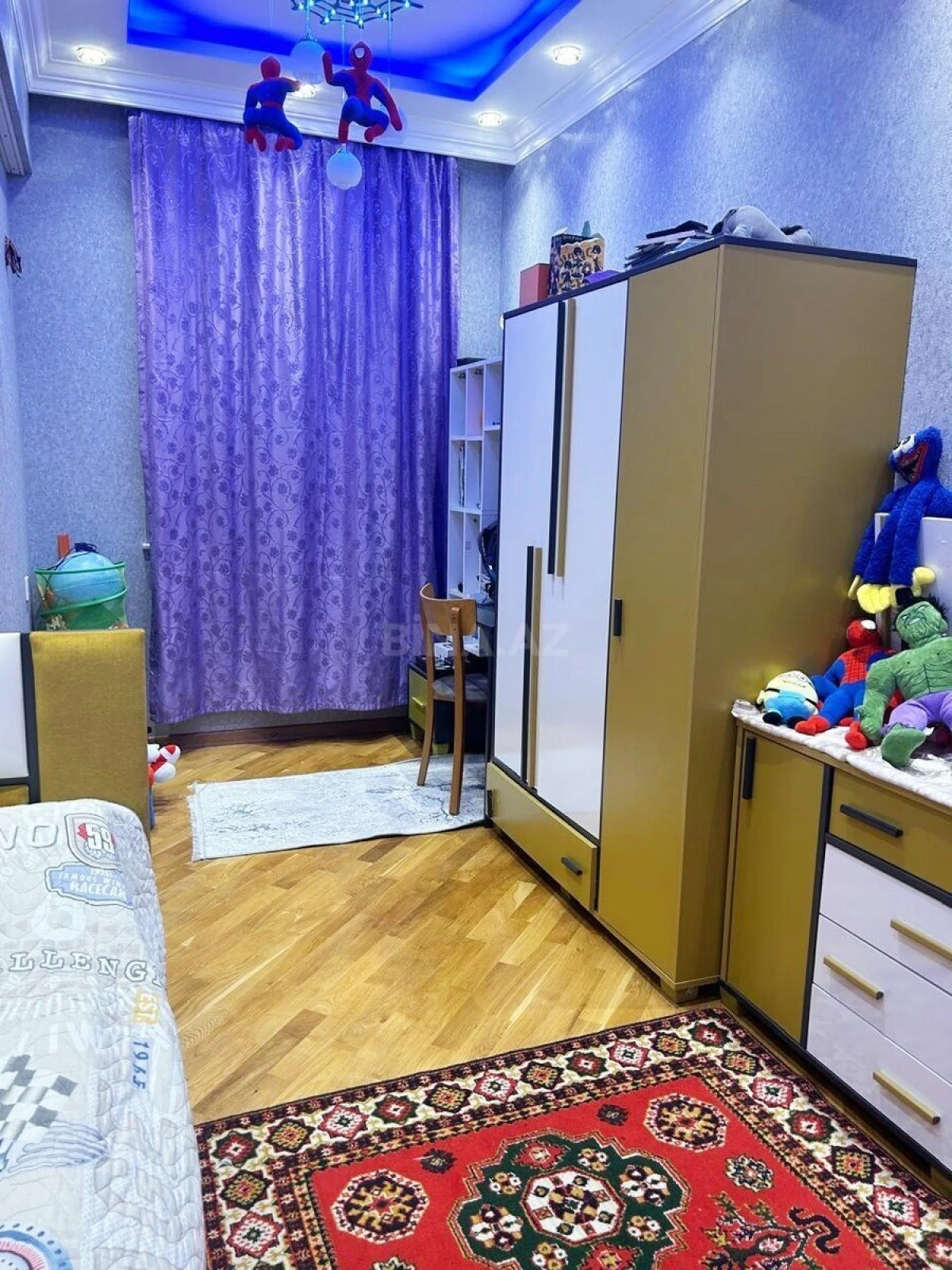 Satılır 3 otaqlı mənzil 110 m²