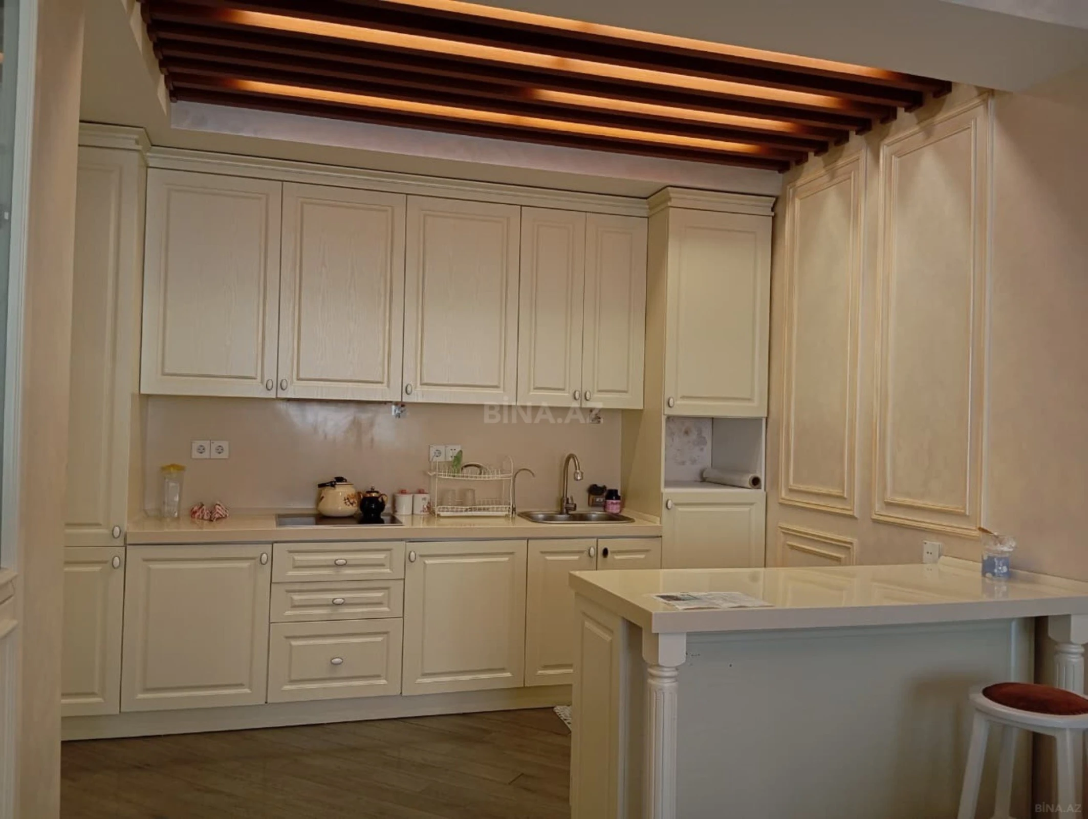 Kirayə verilir 3 otaqlı mənzil 100 m²