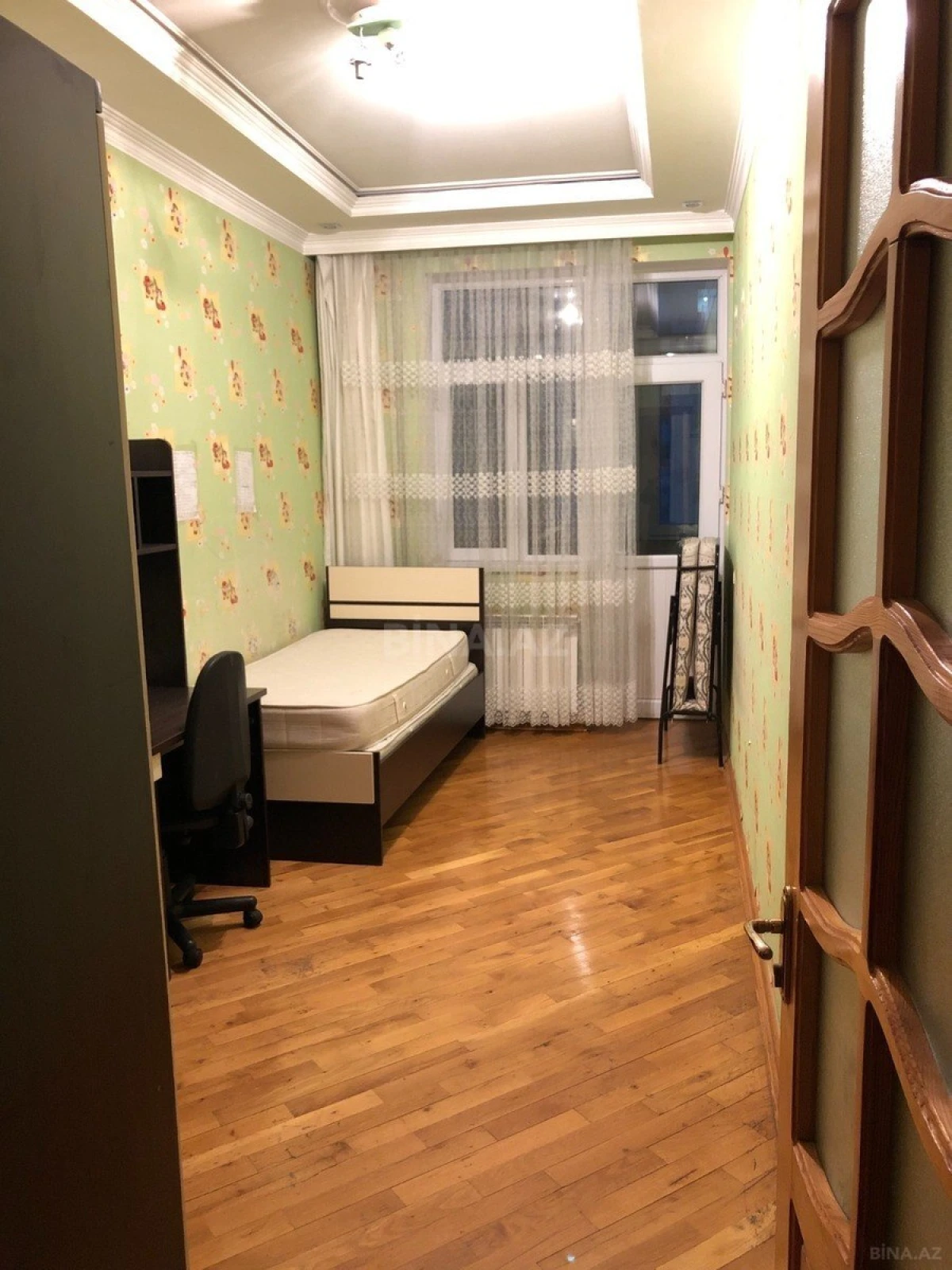 Kirayə verilir 3 otaqlı mənzil 113 m²