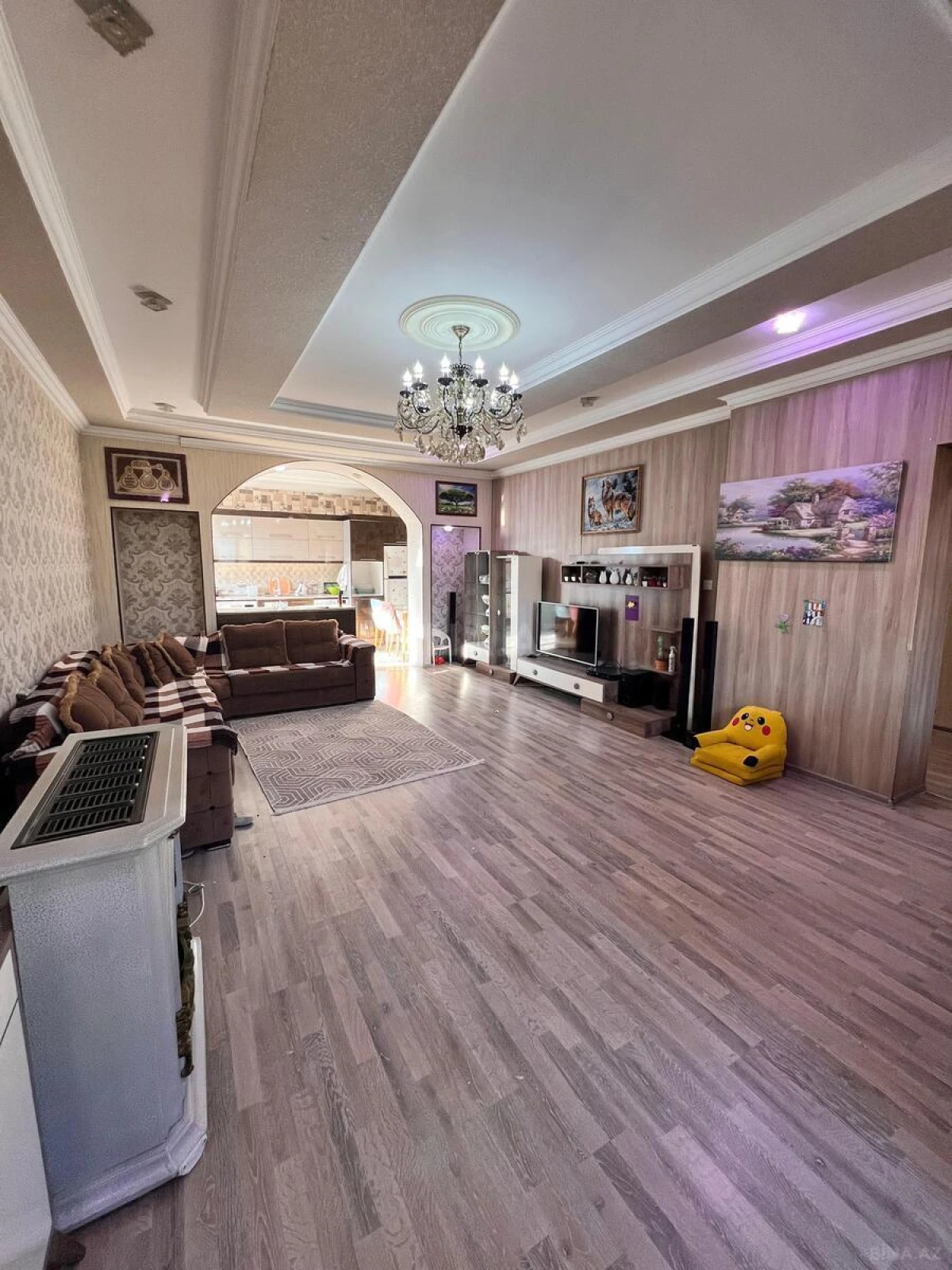 Satılır 7 otaqlı həyət evi 200 m²