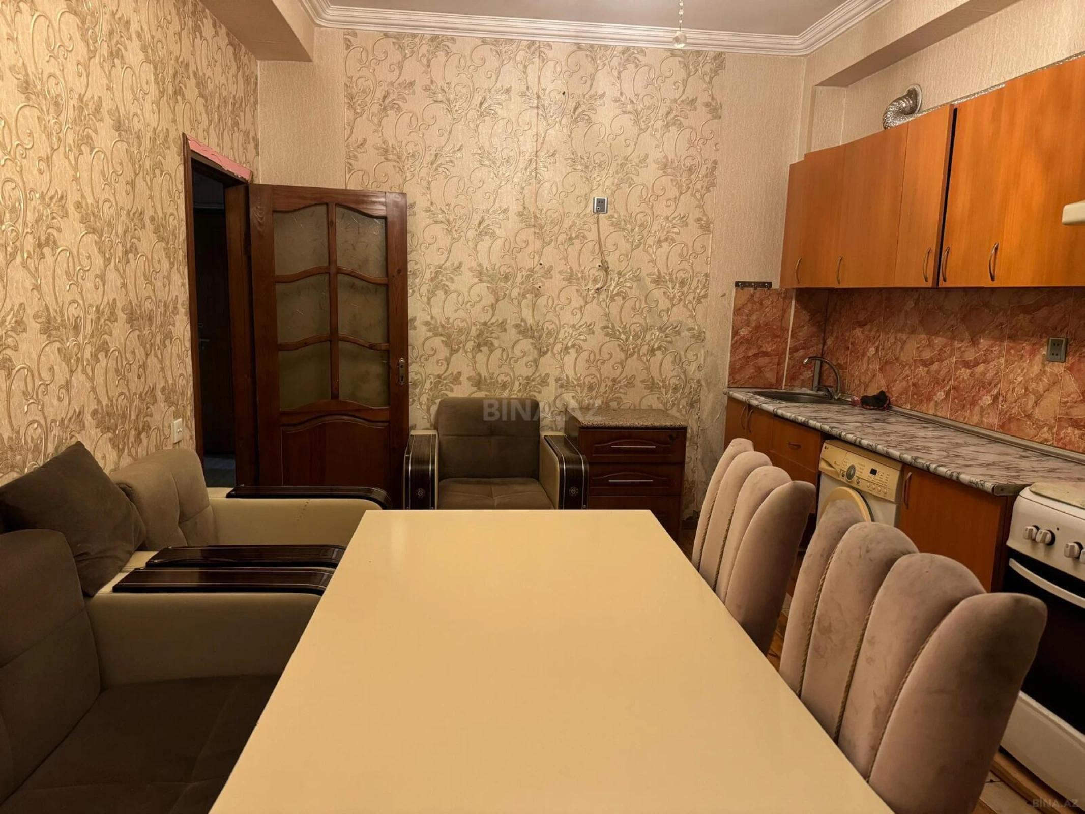 Kirayə verilir 2 otaqlı mənzil 56 m²