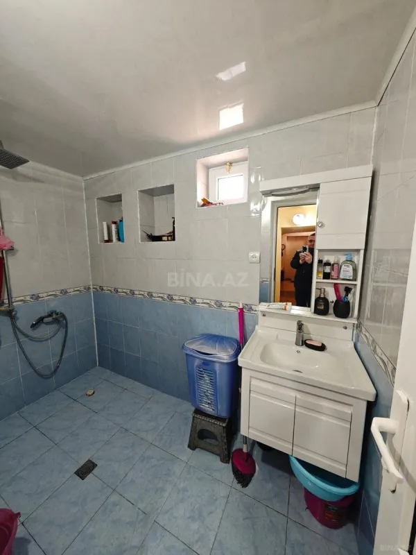 Satılır 6 otaqlı həyət evi 200 m²