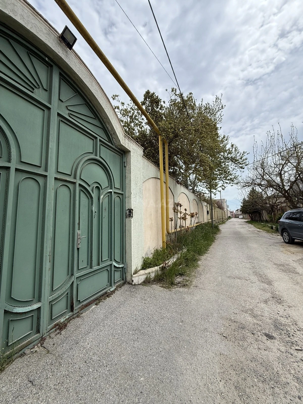 Satılır 6 otaqlı həyət evi 200 m²