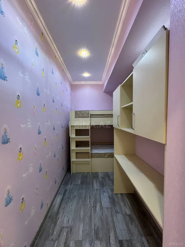 Satılır 3 otaqlı mənzil 70 m²