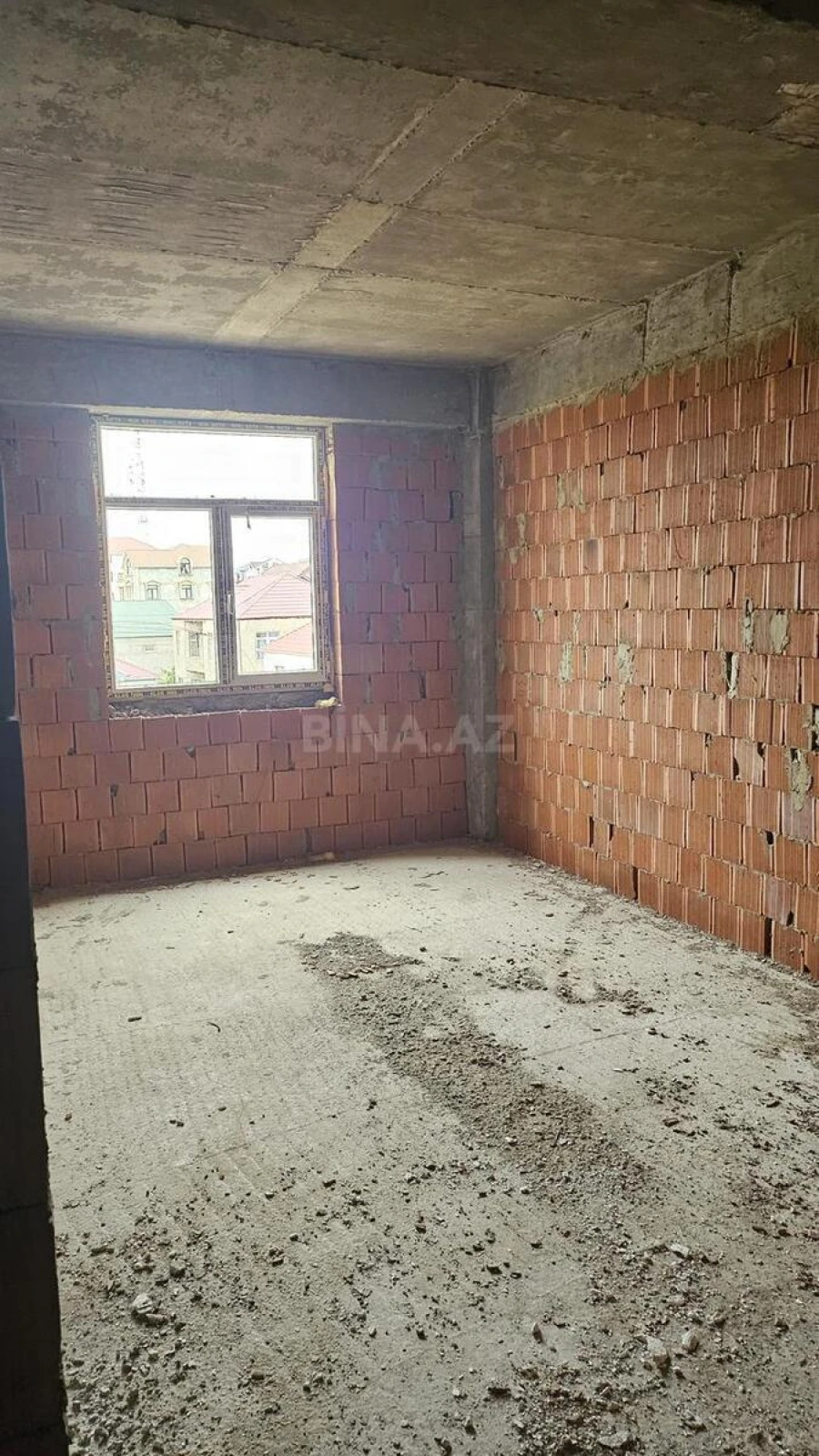Satılır 1 otaqlı mənzil 58 m²