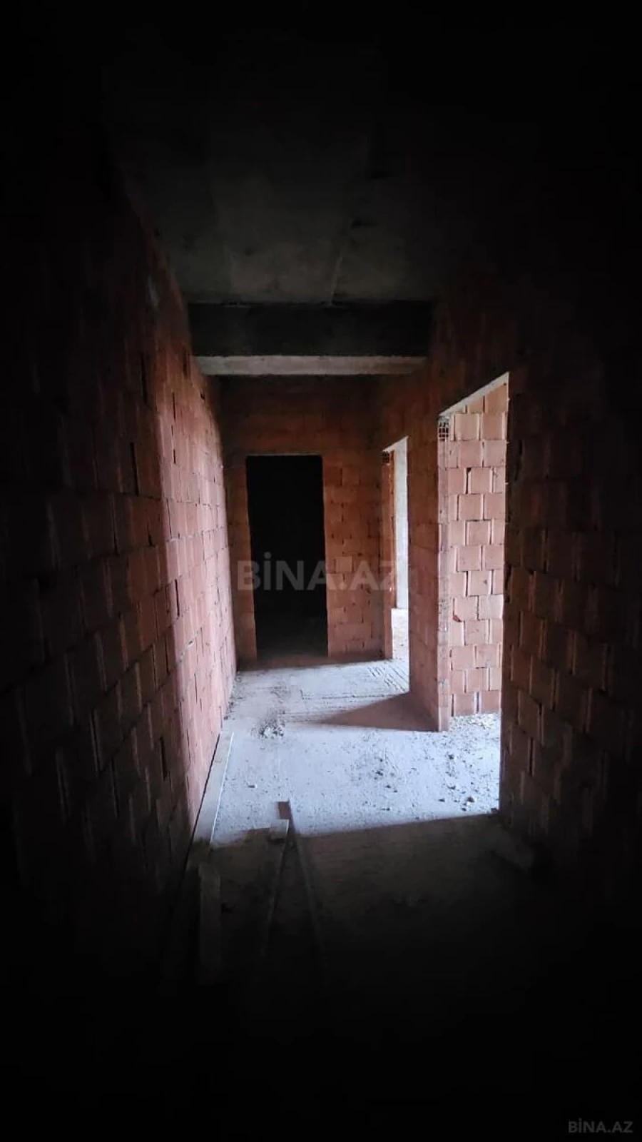 Satılır 1 otaqlı mənzil 58 m²