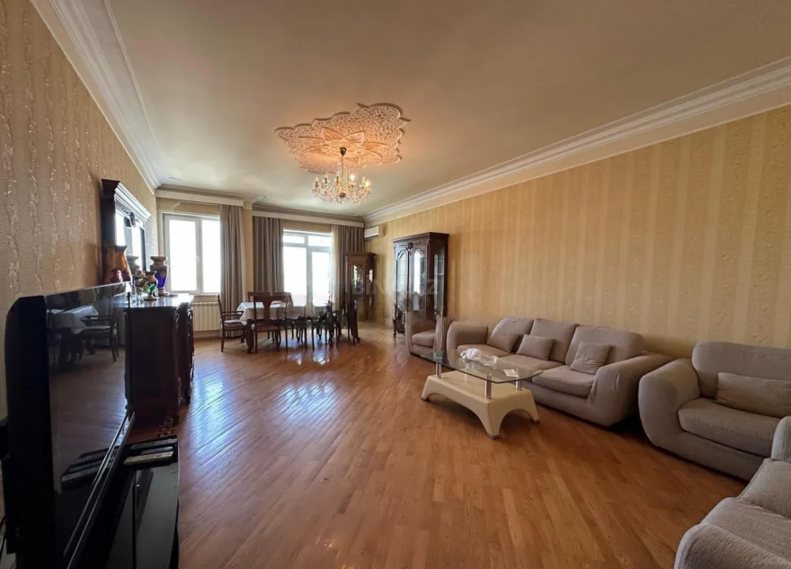 Kirayə verilir 3 otaqlı mənzil 80 m²