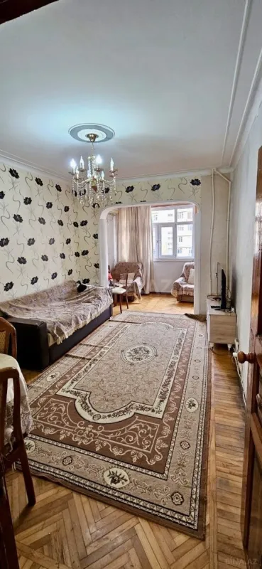 Satılır 2 otaqlı mənzil 65 m²