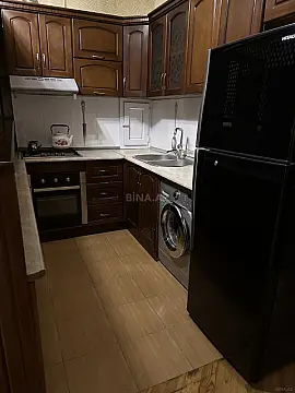 Satılır 4 otaqlı mənzil 135 m²