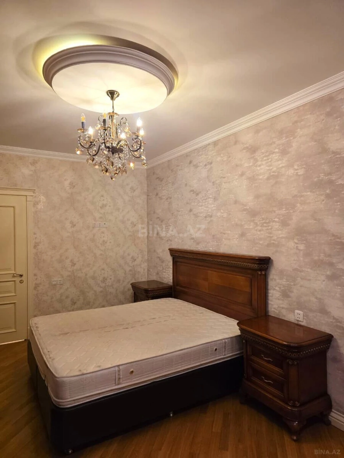 Kirayə verilir 3 otaqlı mənzil 110 m²