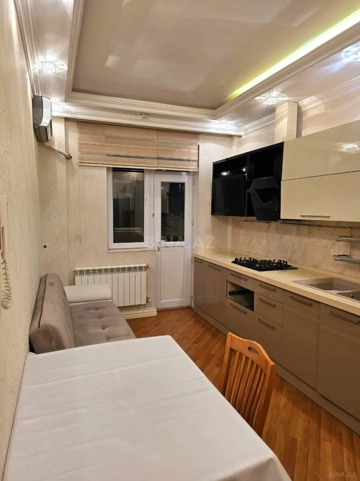 Kirayə verilir 3 otaqlı mənzil 110 m²