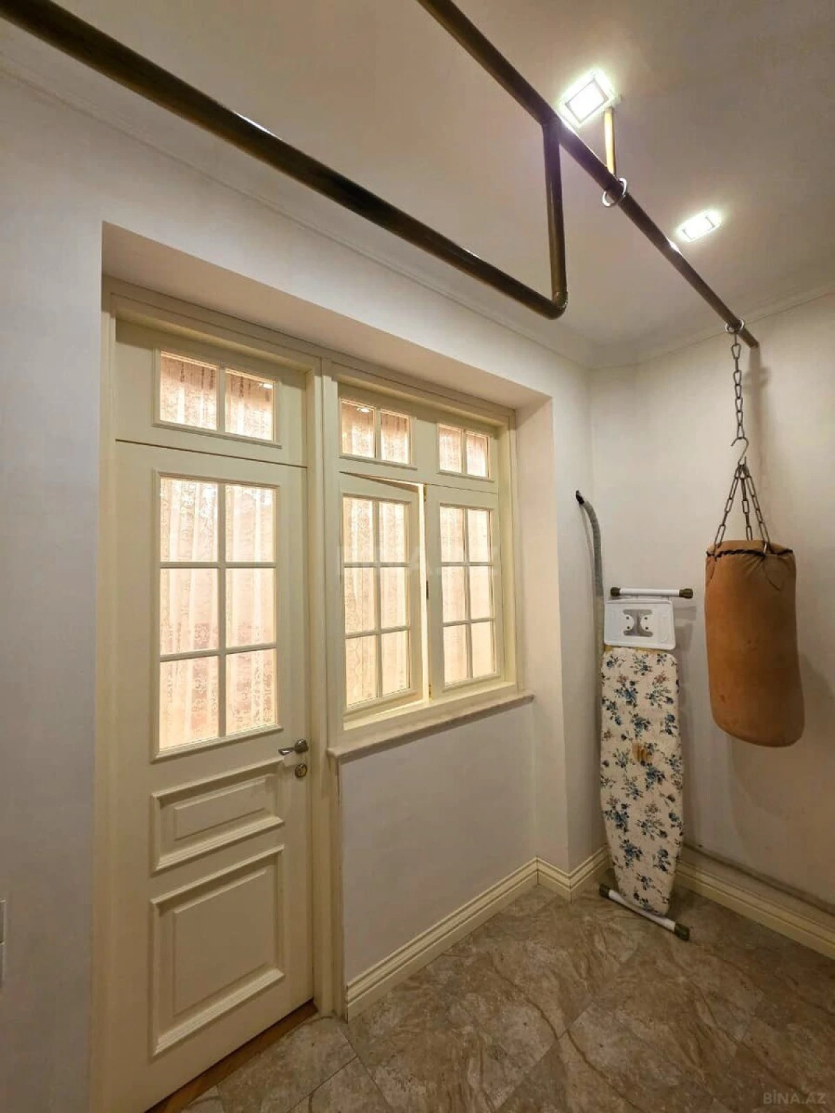 Kirayə verilir 3 otaqlı mənzil 110 m²