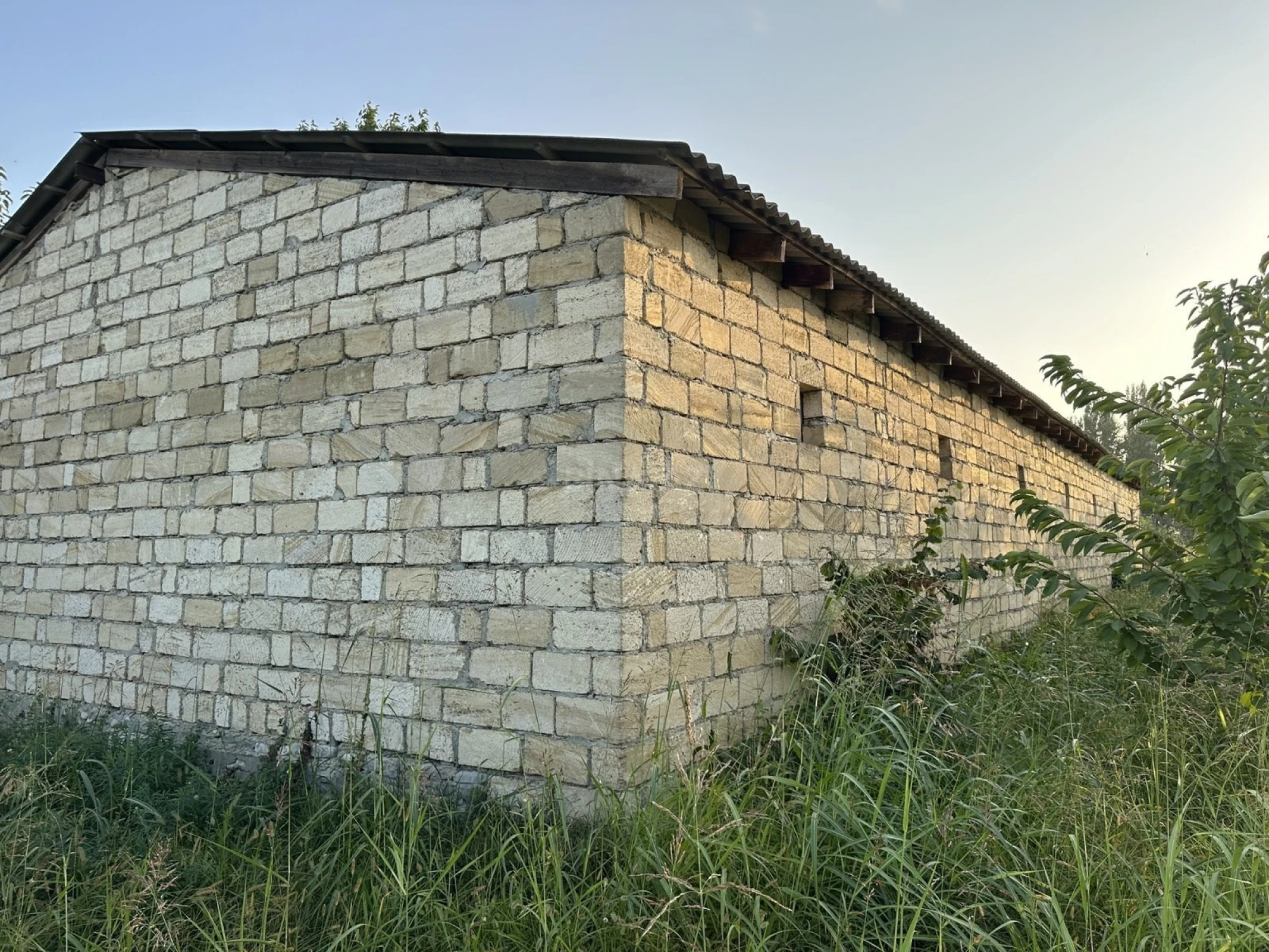 Satılır torpaq sahəsi 200 m²