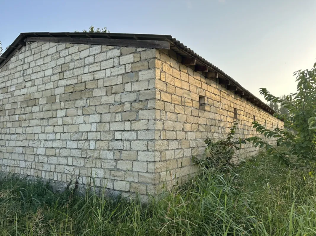 Satılır torpaq sahəsi 200 m²