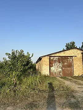 Satılır torpaq sahəsi 200 m²