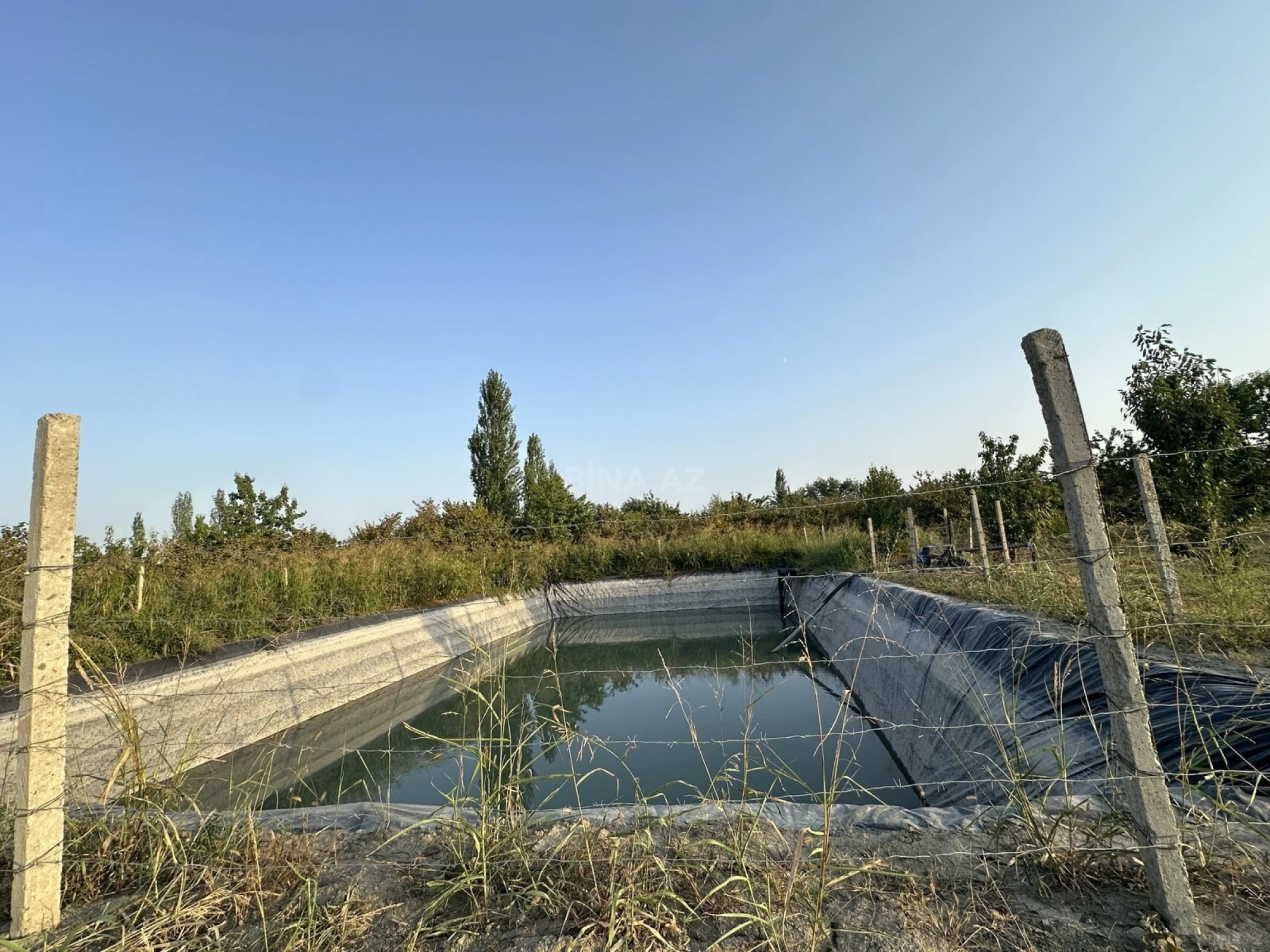 Satılır torpaq sahəsi 200 m²