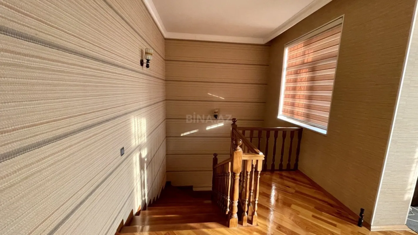 Kirayə verilir 6 otaqlı həyət evi 400 m²