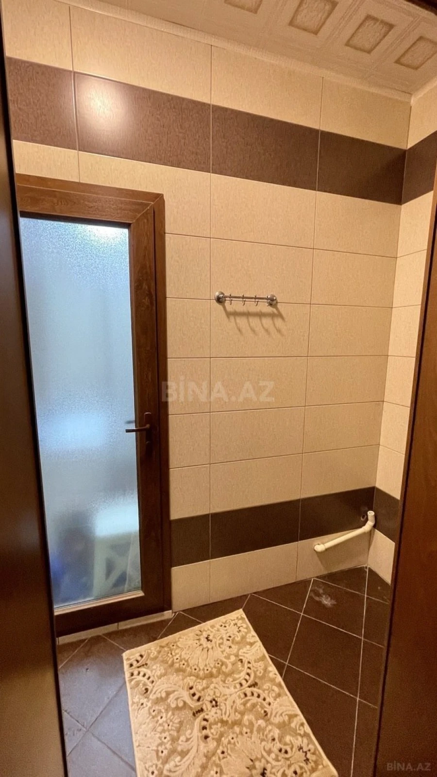 Kirayə verilir 6 otaqlı həyət evi 400 m²