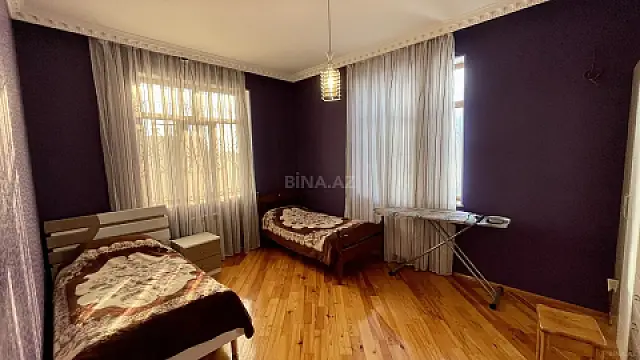 Kirayə verilir 6 otaqlı həyət evi 400 m²